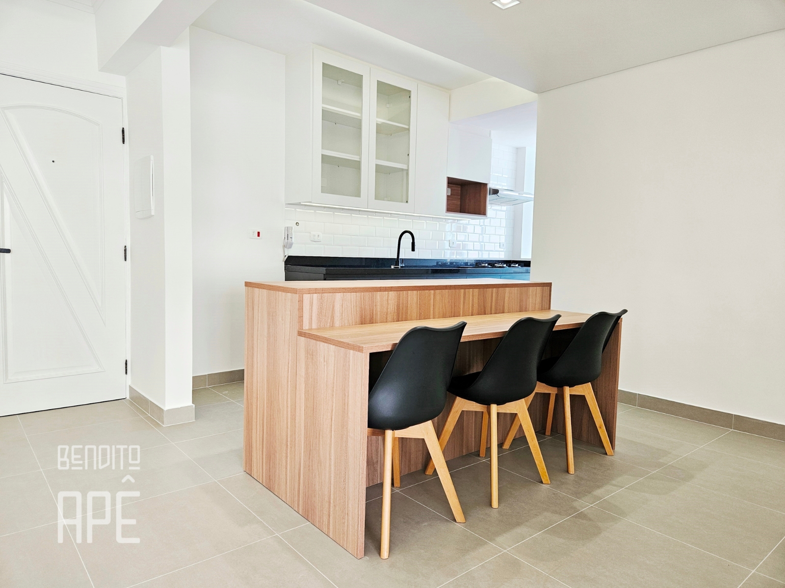 Comprar Apartamento na Rua Caiowaá