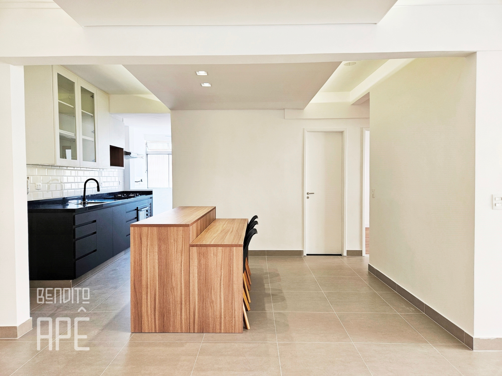 Comprar Apartamento na Rua Caiowaá