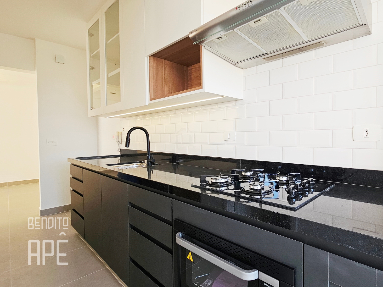 Comprar Apartamento na Rua Caiowaá