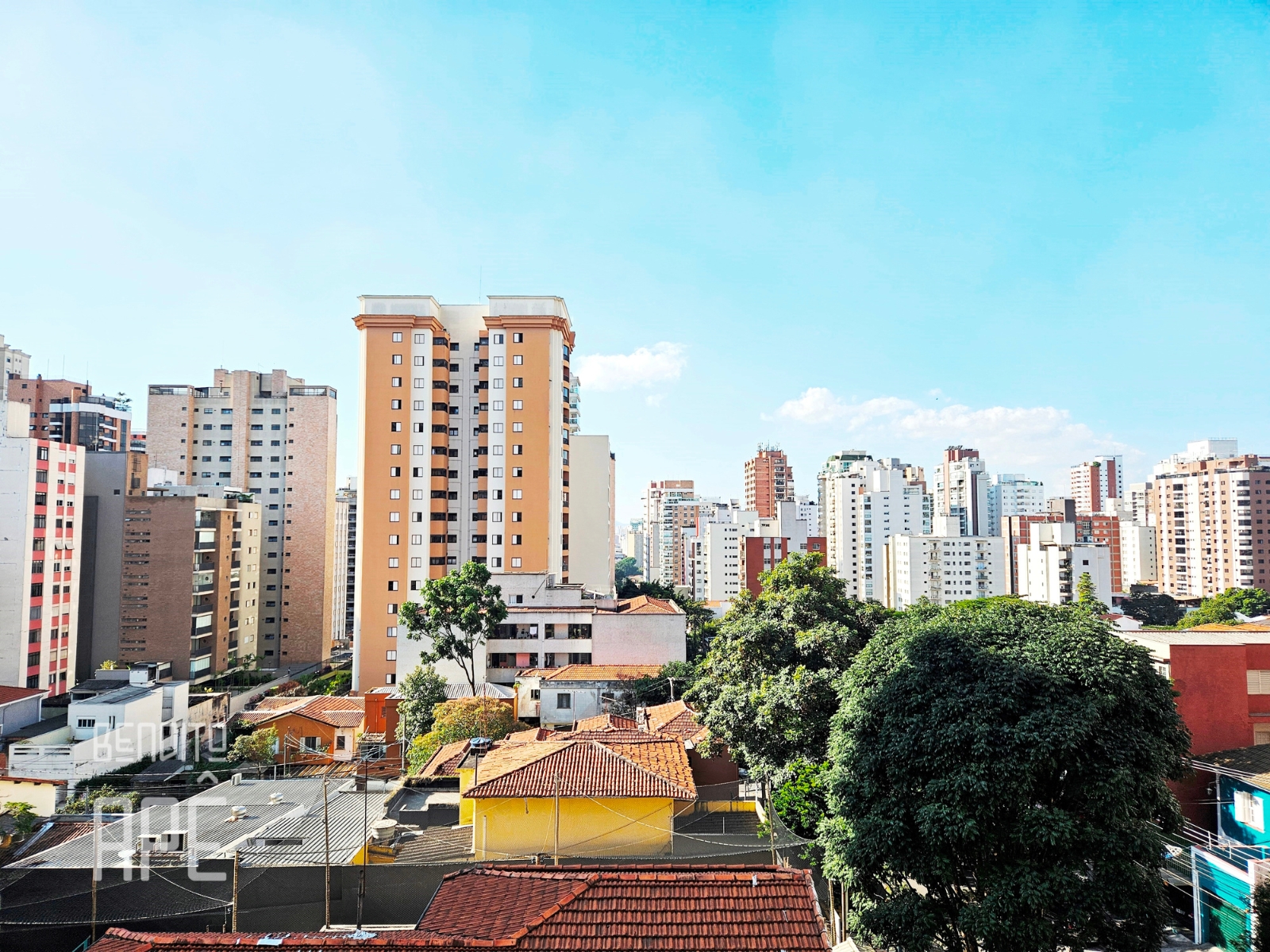 Comprar Apartamento na Rua Caiowaá