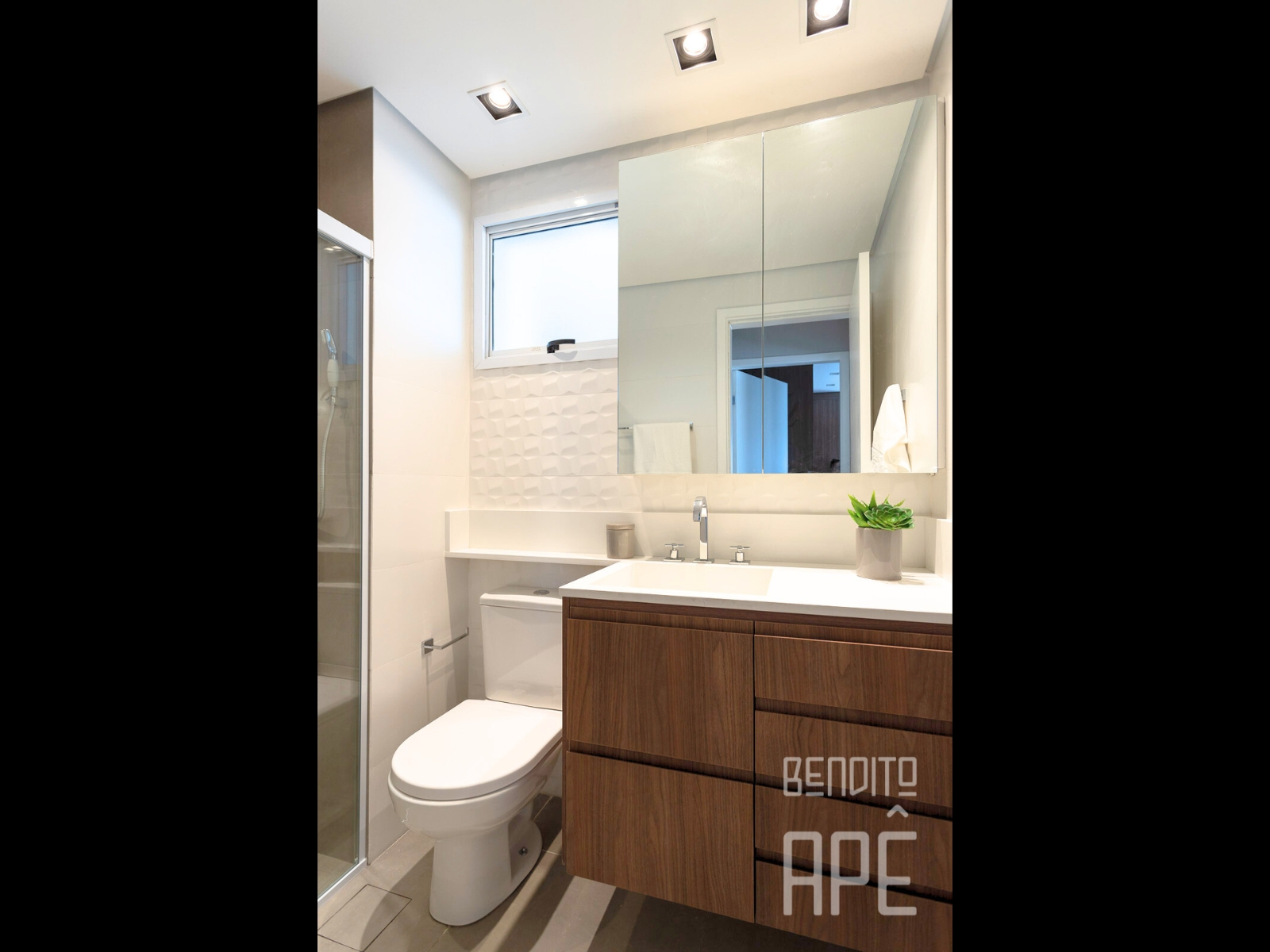 Comprar Apartamento na Rua Diana