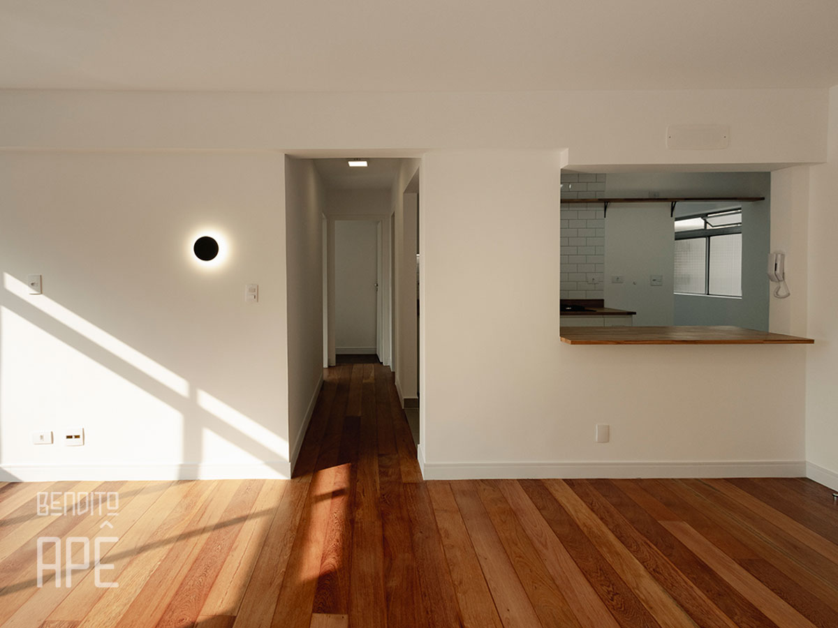 Comprar Apartamento na Rua Diana