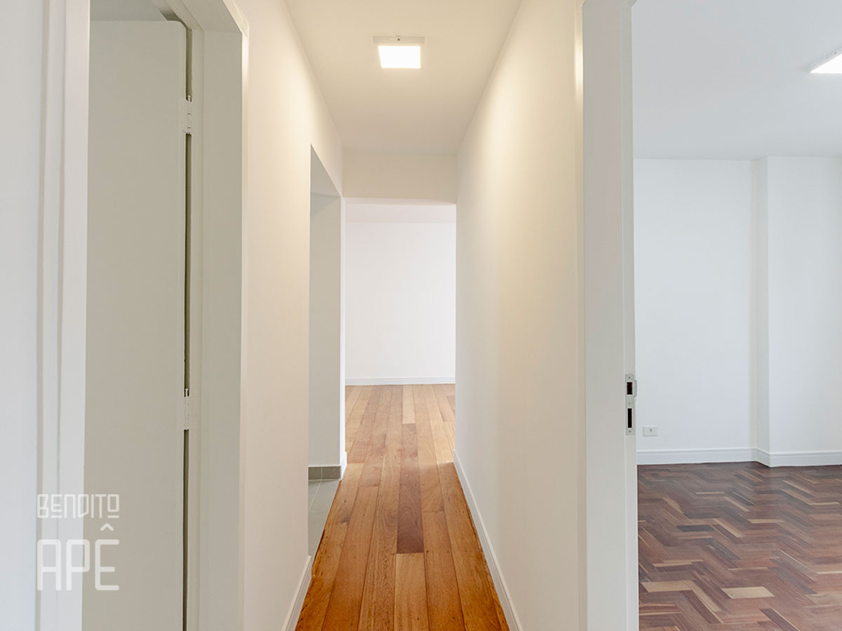 Comprar Apartamento na Rua Diana